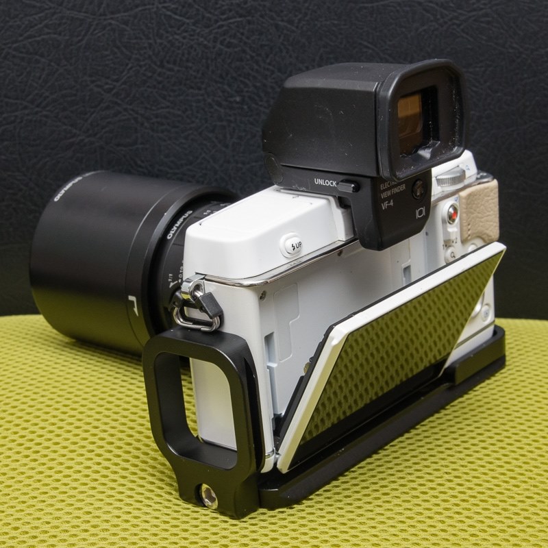 グリップ付クイックリリースL字ブラケット』 オリンパス OLYMPUS