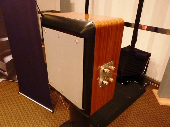 CONVERT 777 コンバートラグビービール5号革未使用品