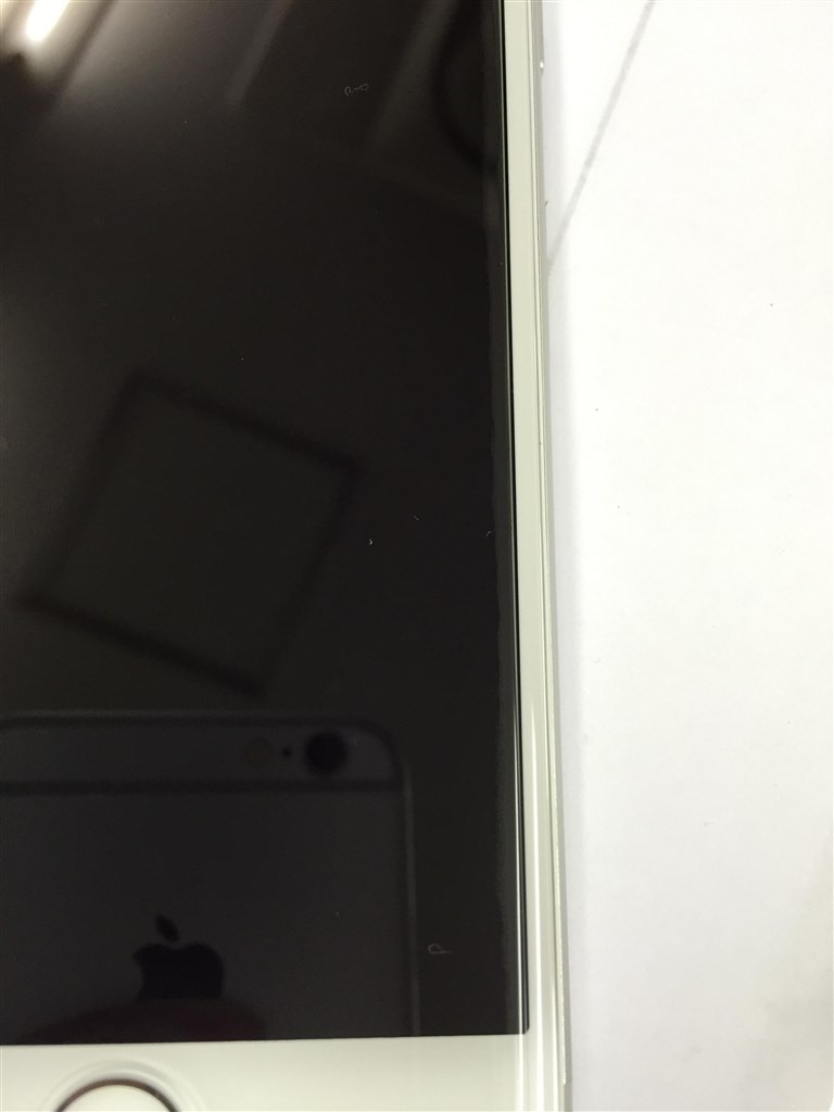 画面のゆがみ？？？』 Apple iPhone 6 128GB docomo のクチコミ