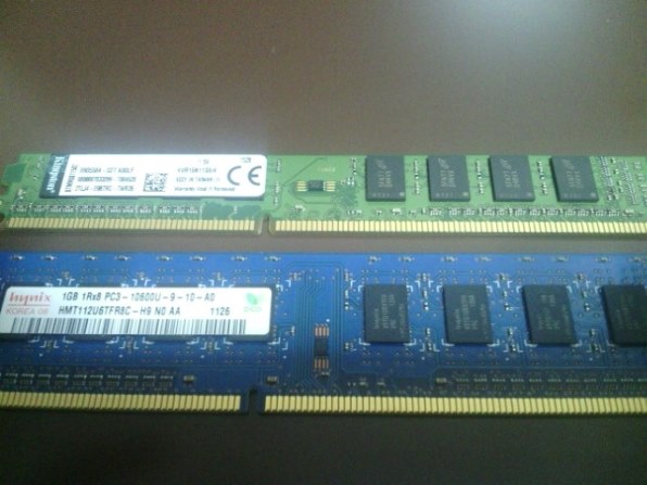 キングストン KVR16N11S8/4 [DDR3 PC3-12800 4GB] 価格比較