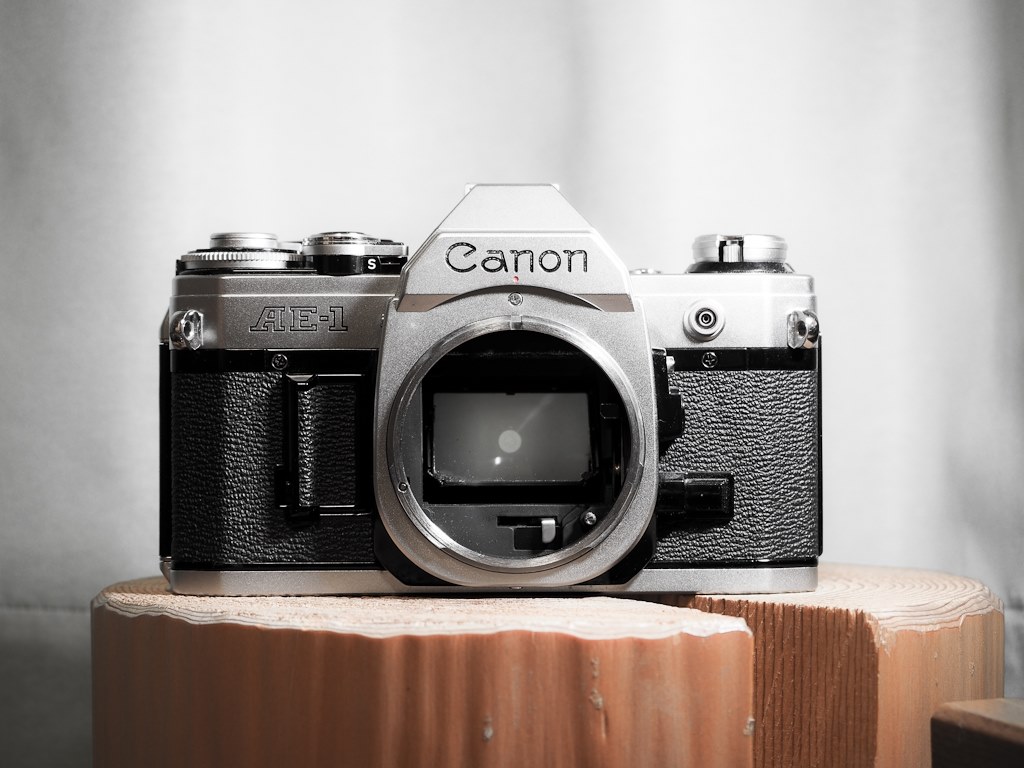 ブラックかシルバーか』 富士フイルム FUJIFILM X-T10 レンズキット の