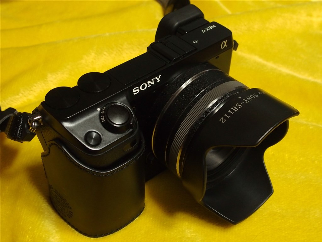 【特価】SONY E 16mm F2.8 SEL16F28 シルバー