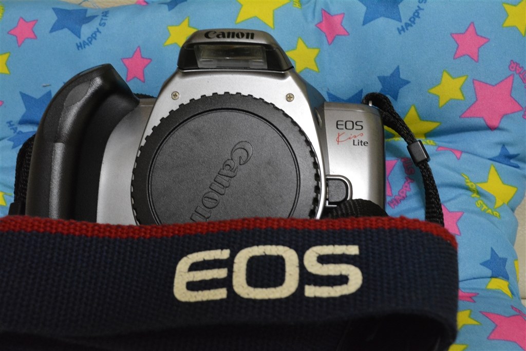 押入れから出てきたのです。』 CANON EOS Kiss Lite ボディ のクチコミ掲示板 - 価格.com