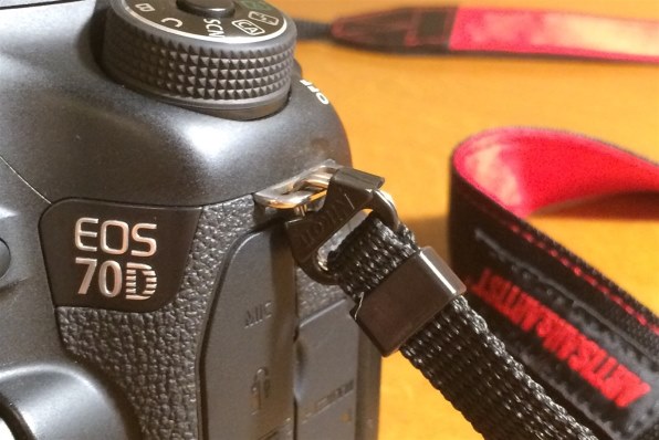 メ*助様 Canon EOS 70D ボディ 動作確認済み ストラップ付 2305239_l.jpg
