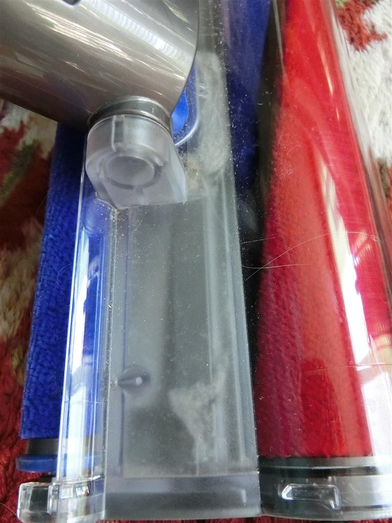 ヘッドの掃除 その1』 ダイソン Dyson Fluffy DC74 モーター ヘッドの掃除 その1』 ダイソン Dyson Fluffy DC74 モーター