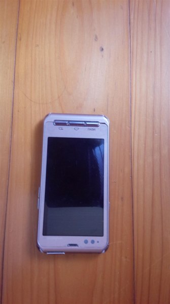 FCNT F-12C docomo 価格比較 - 価格.com