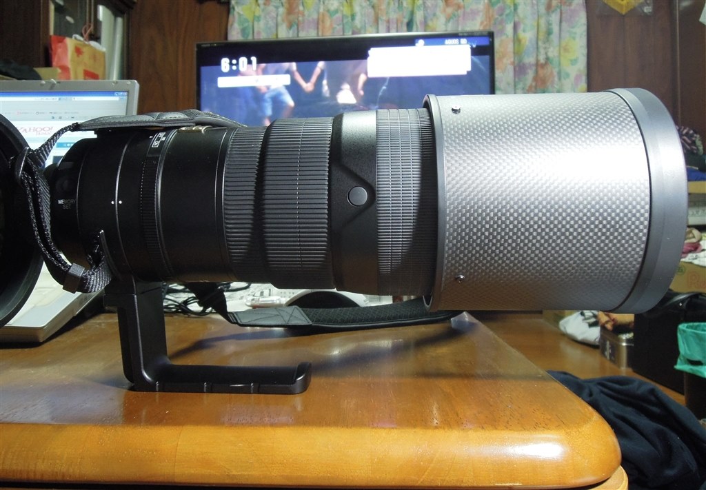三脚座のサイズ』 ニコン AF-S NIKKOR 200-400mm f/4G ED VR II の