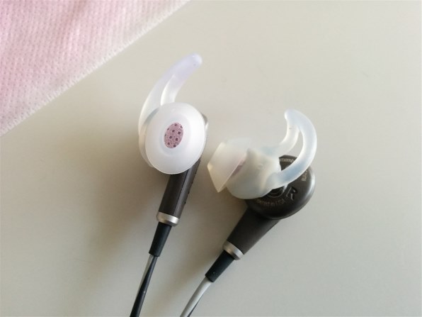 Bose QuietComfort 20 Acoustic Noise Cancelling headphones