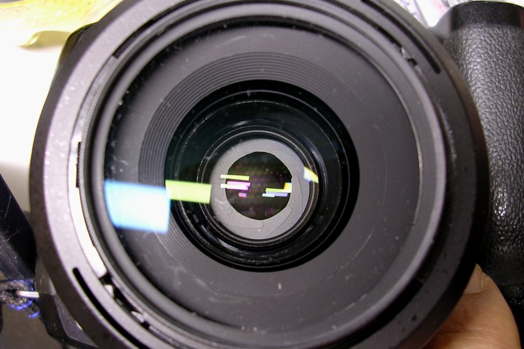 絞り羽の形状はこんなものでしょうか？』 ニコン AF-S DX NIKKOR 35mm