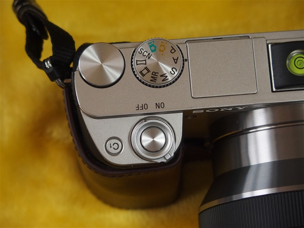 初代NEX-5と入れ替えました。』 SONY α6000 ILCE-6000 ボディ の