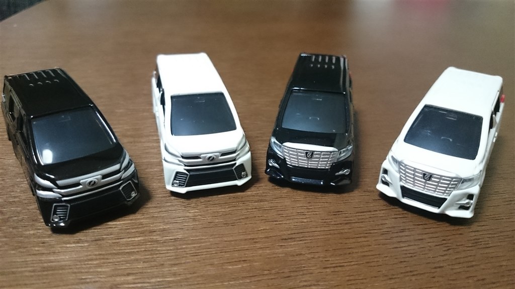 トミカヴェルファイア』 トヨタ ヴェルファイア 2015年モデル の