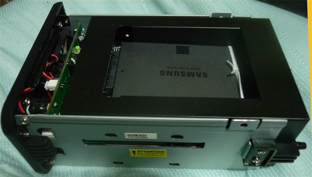 SATAのHDDとSSD』 玄人志向 GW3.5AX2-SU3/REV2.0 [ブラック] の