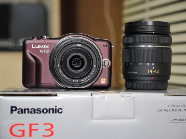 今更ですが、中古を買いました』 パナソニック LUMIX DMC-GF3W ダブル