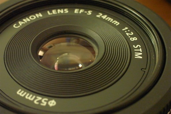 レンズに傷という初期不良ってあるのでしょうかね…』 CANON EF-S24mm