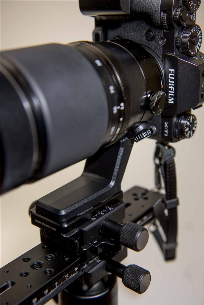 三脚座のネジ穴が外れました。』 富士フイルム フジノンレンズ