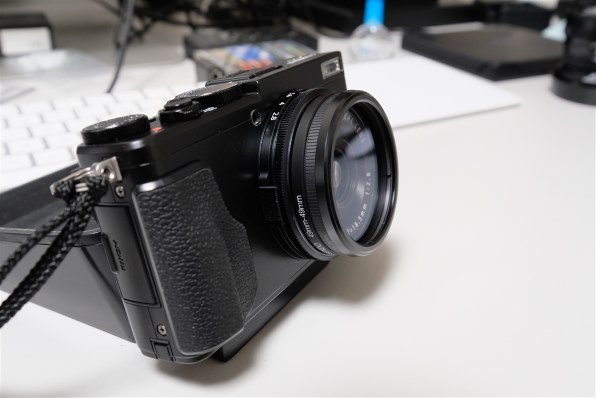 少しでも薄く使いたいフィルターの付け方』 富士フイルム