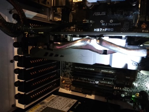 PCパーツ ASUS - ASUS STRIX-GTX950-DC2OC-2GD5-GAMING STRIX-GTX950-DC2OC-2GD5-GAMING_3D - Edge Up