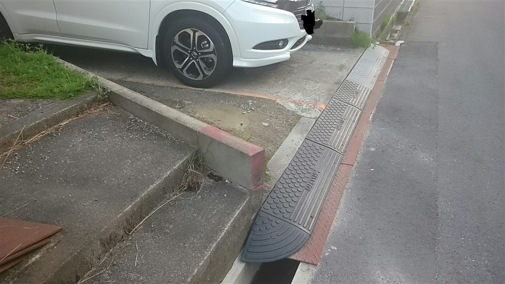 バック時の段差 トヨタ ヴォクシー 14年モデル のクチコミ掲示板 価格 Com バック時の段差 トヨタ ヴォクシー 14年モデル のクチコミ掲示板 価格 Com