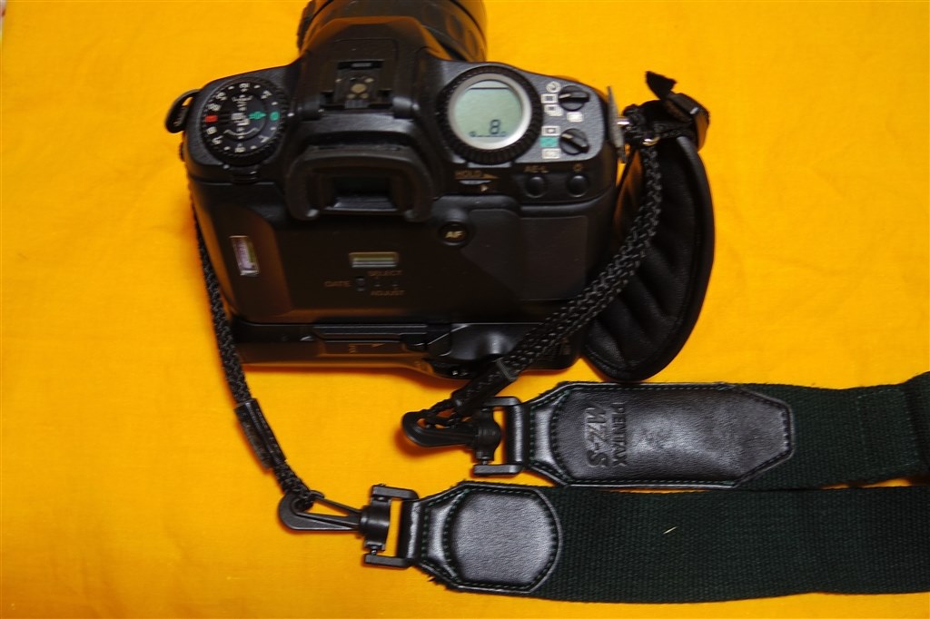 PENTAX - 激レア！pentax k-s2 ボディ フォレストグリーン　ストラップおまけ Amazon | PENTAX デジタル一眼レフ PENTAX K-S2 ボディ