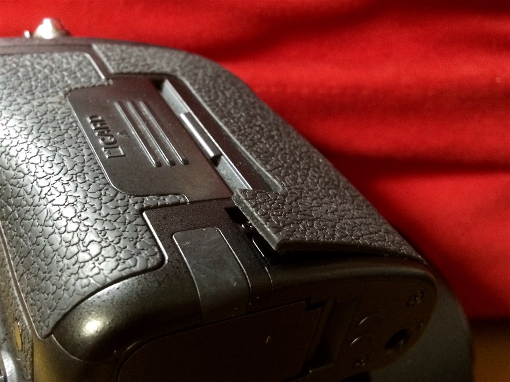 すぐに剥がれてしまう泣』 ニコン D750 ボディ のクチコミ掲示板