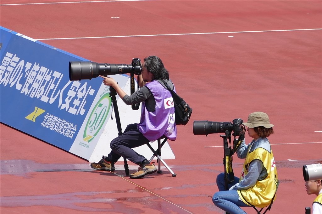 サッカーの撮影をしたい』 CANON EOS 70D ダブルズームキット の