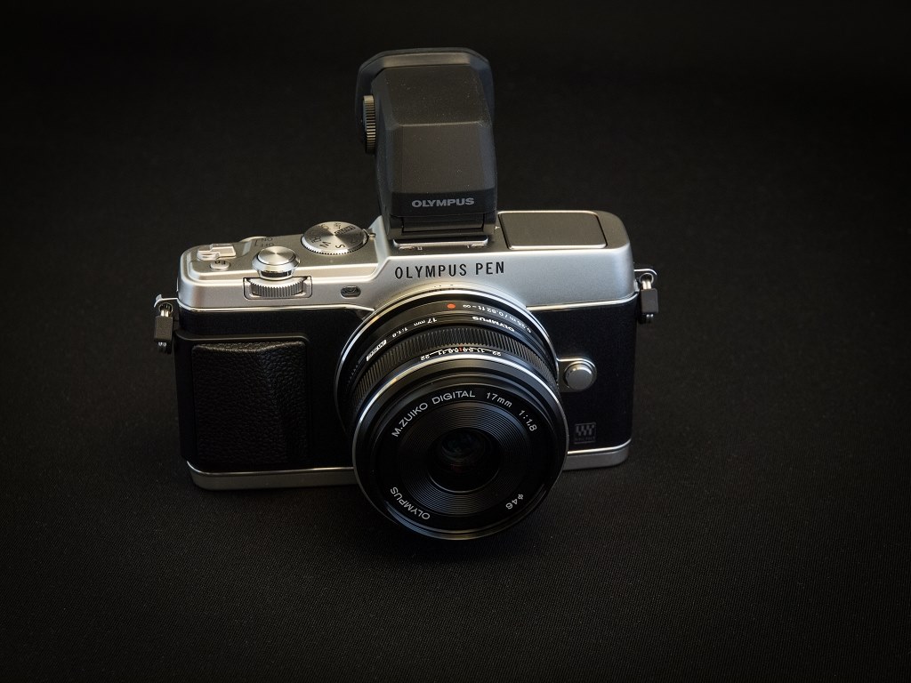 ボディとレンズのカラー』 オリンパス OLYMPUS PEN E-P5 ボディ の 