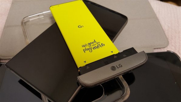 LGエレクトロニクス isai vivid LGV32 au [ブラック]投稿画像