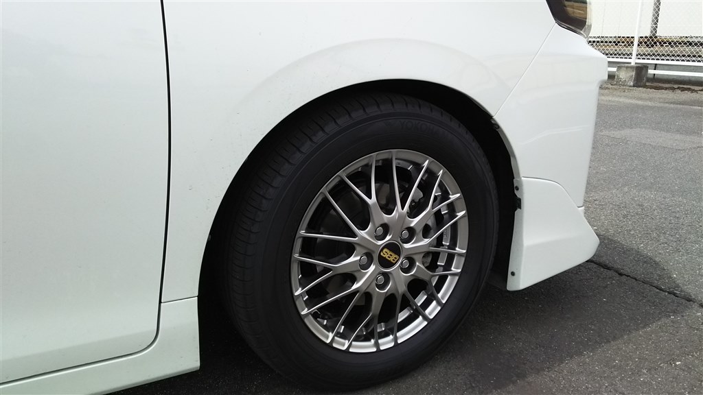 ハイブリッドzs用鍛造ホイール装備』 トヨタ ヴォクシー 2014年