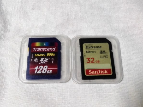 ソニーα6300と三つのレンズ、SDカード ソニーα6300と三つのレンズ、SDカード