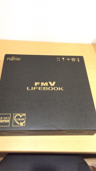 富士通 FMV LIFEBOOK SH90/W FMVS90WB [スパークリングブラック] 価格