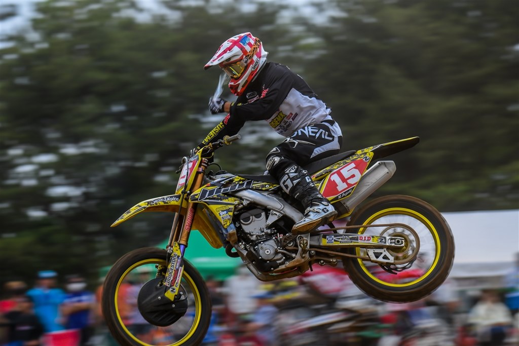モータースポーツ撮影＠鈴鹿サーキット』 パナソニック LEICA DG VARIO