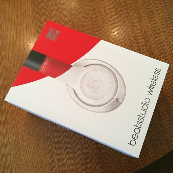 新品] Beats Studio Wireless [MP1G2PA/A] 【公式通販】