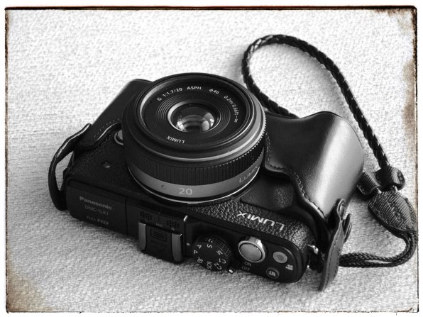 パナソニック LUMIX DMC-GX1W-S ダブルレンズキット [ブレードシルバー