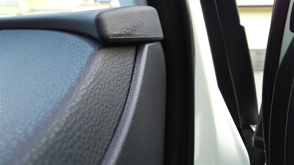 ダッシュボードとドアとの段差 高さ 左右の違いありますか トヨタ プリウス 15年モデル のクチコミ掲示板 価格 Com