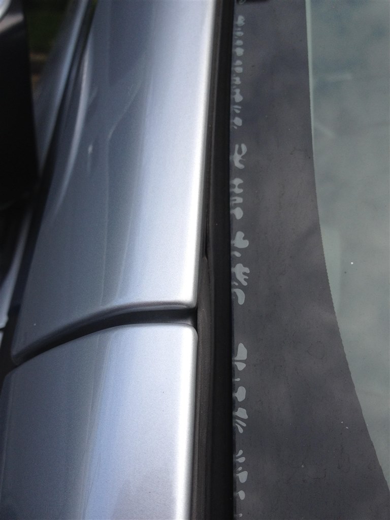 フロントガラスの合わせガラス接着不良 トヨタ プリウス 09年モデル のクチコミ掲示板 価格 Com
