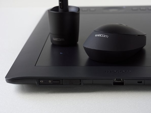 ワコム Intuos Pro medium PTH-651/K1 [ブラック]投稿画像・動画