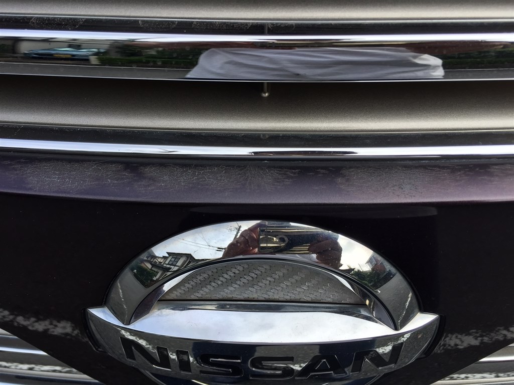 E52のフロントグリルガーニッシュ塗装剥がれについて 日産 エルグランド 10年モデル のクチコミ掲示板 価格 Com