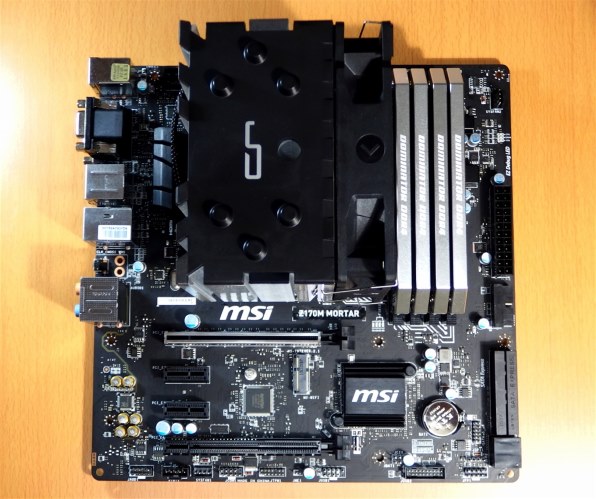Corsair CMD16GX4M4B3000C15 [DDR4 PC4-24000 4GB 4枚組]投稿画像