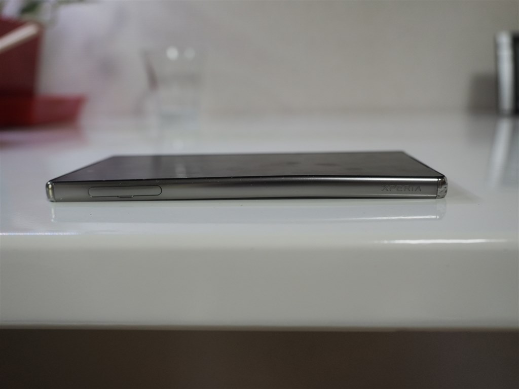 曲がっちゃいました。』 SONY Xperia Z5 Premium SO-03H docomo の