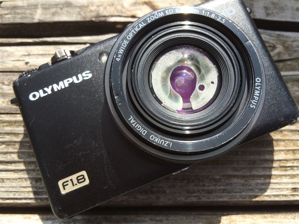 オリンパスカメラ ミラーレス一眼カメラ「OLYMPUS PEN E-P7」14-42mm EZレンズ