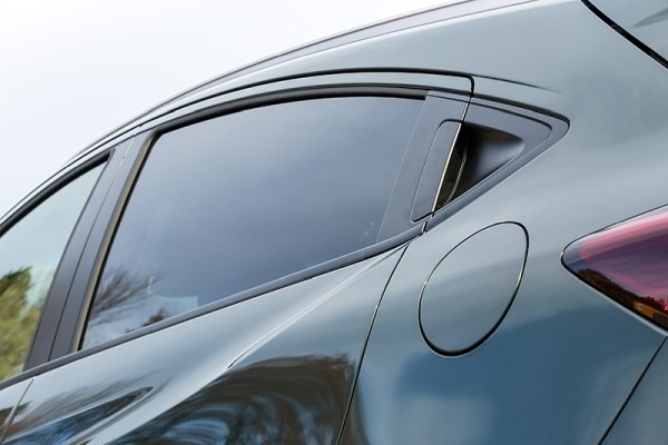 トヨタのヴェゼル トヨタ C Hr 16年モデル のクチコミ掲示板 価格 Com