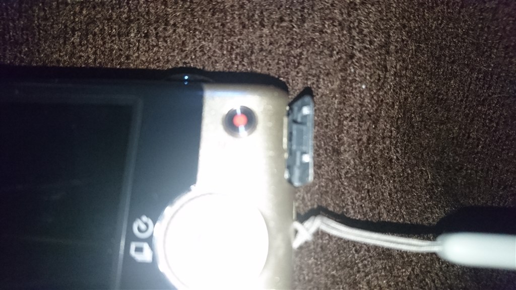 USB蓋部の破損』 SONY サイバーショット DSC-WX220 のクチコミ掲示板