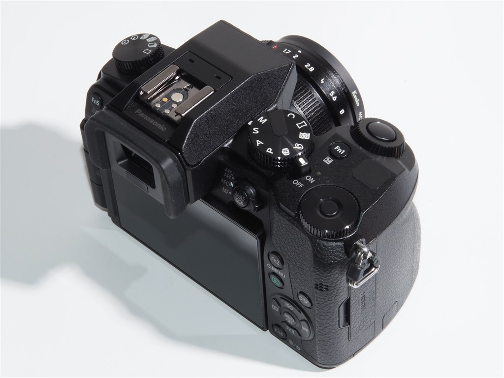 ナショナルのビデオカメラです!今じゃないですよ。貴重な一品かと思いますよ! デジタル4Kビデオカメラ HC-WX995M／VX985Mを発売 | 個人向け