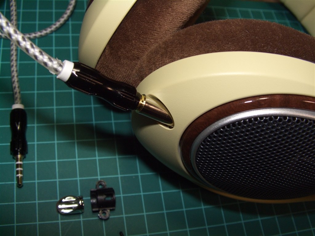 極美品‼️ゼンハイザーHD598 Amazon.co.jp: ゼンハイザー オープン型ヘッドホン HD598【国内