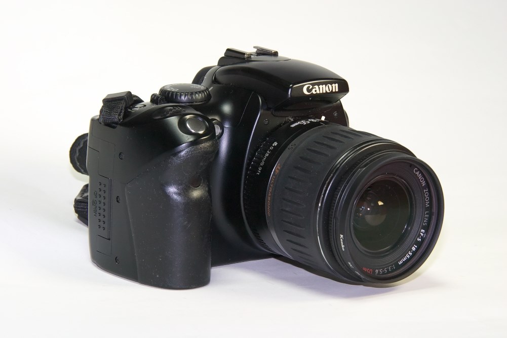 EOS Kiss Dijitalのジャンク品』 CANON EOS Kiss デジタル ボディ の