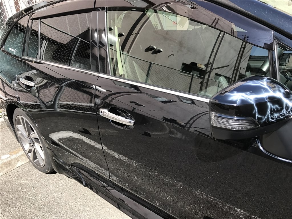 レボーグドアハンドル : ドアハンドルカバー に適合するスバル レヴォーグ 2015