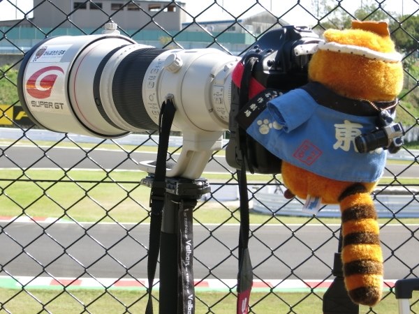 本レンズの持ち運び、管理方法』 CANON EF500mm F4L IS II USM 本レンズの持ち運び、管理方法』 CANON EF500mm F4L IS II USM