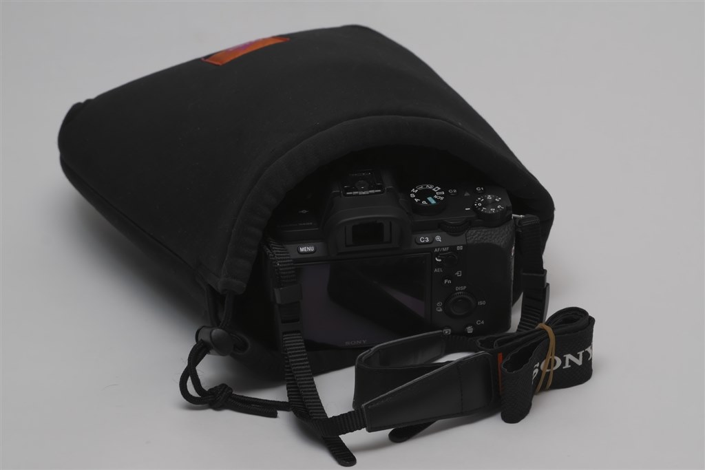 SONY α7Ⅱ 本体 ILCE-7M2 + 単焦点レンズ + カメラバッグ SONY α7Ⅱ 本体 ILCE-7M2 + 単焦点レンズ + カメラバッグ SONY