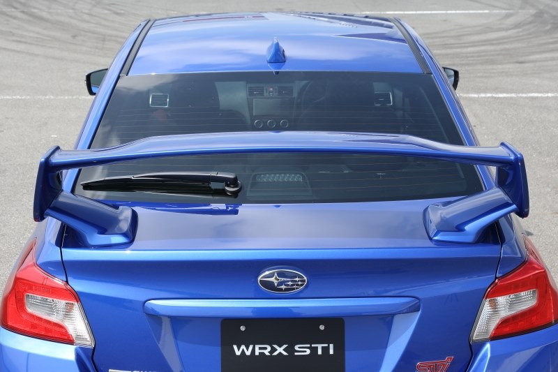 Wrx S4の大型リアスポイラー後付けについて スバル Wrx S4 14年モデル のクチコミ掲示板 価格 Com