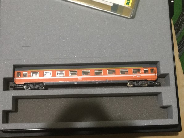 特売 Nゲージ模型用キャスココキ12両ウレタン くどく 鉄道模型